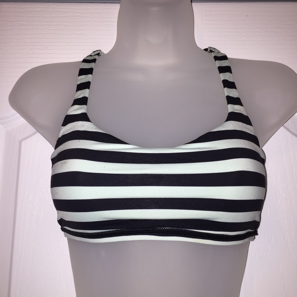Lululemon Athletica sports bra